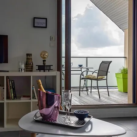 L'abri Du Bon Vent Apartment